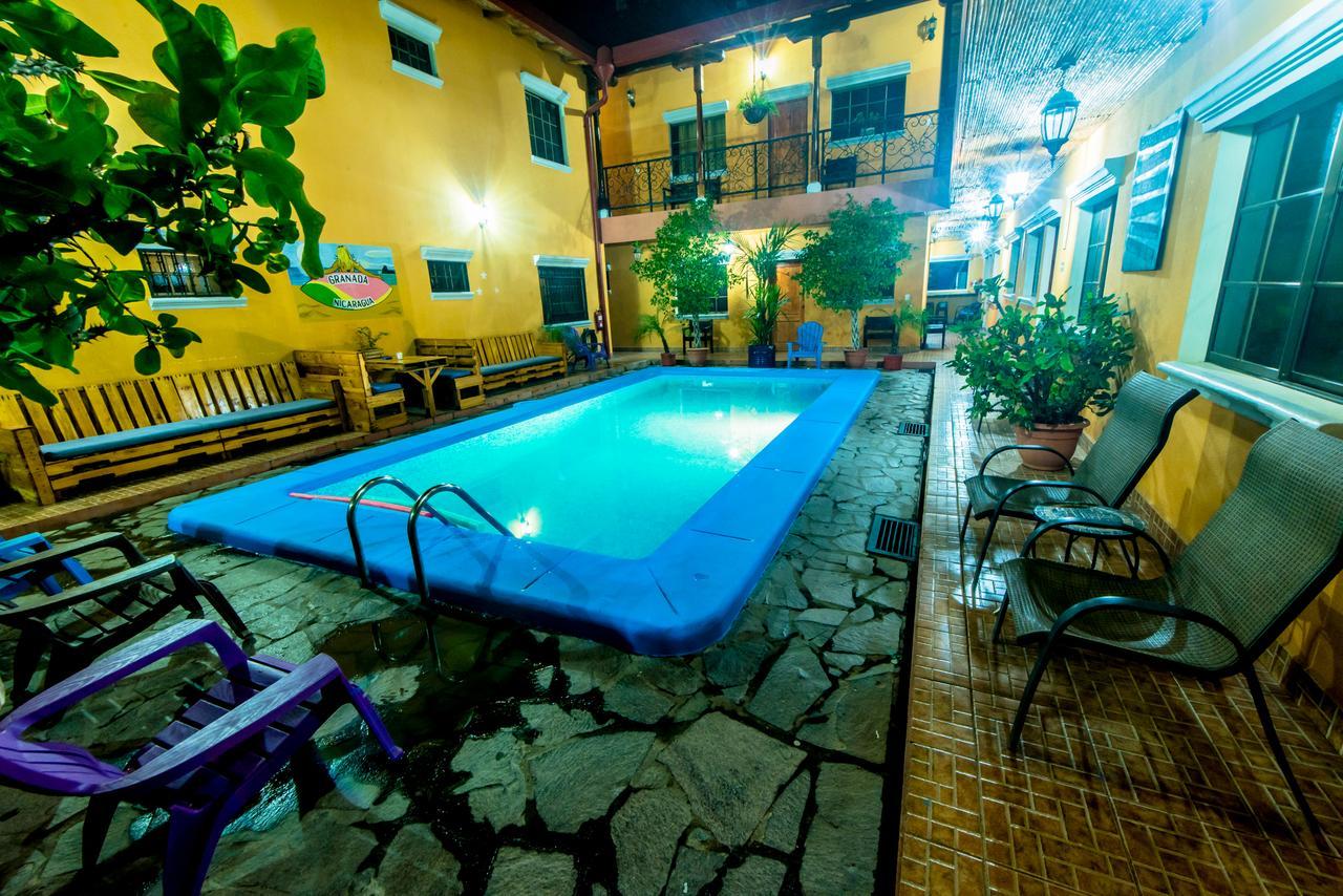 Fullmoon Hotel Гранада Екстериор снимка