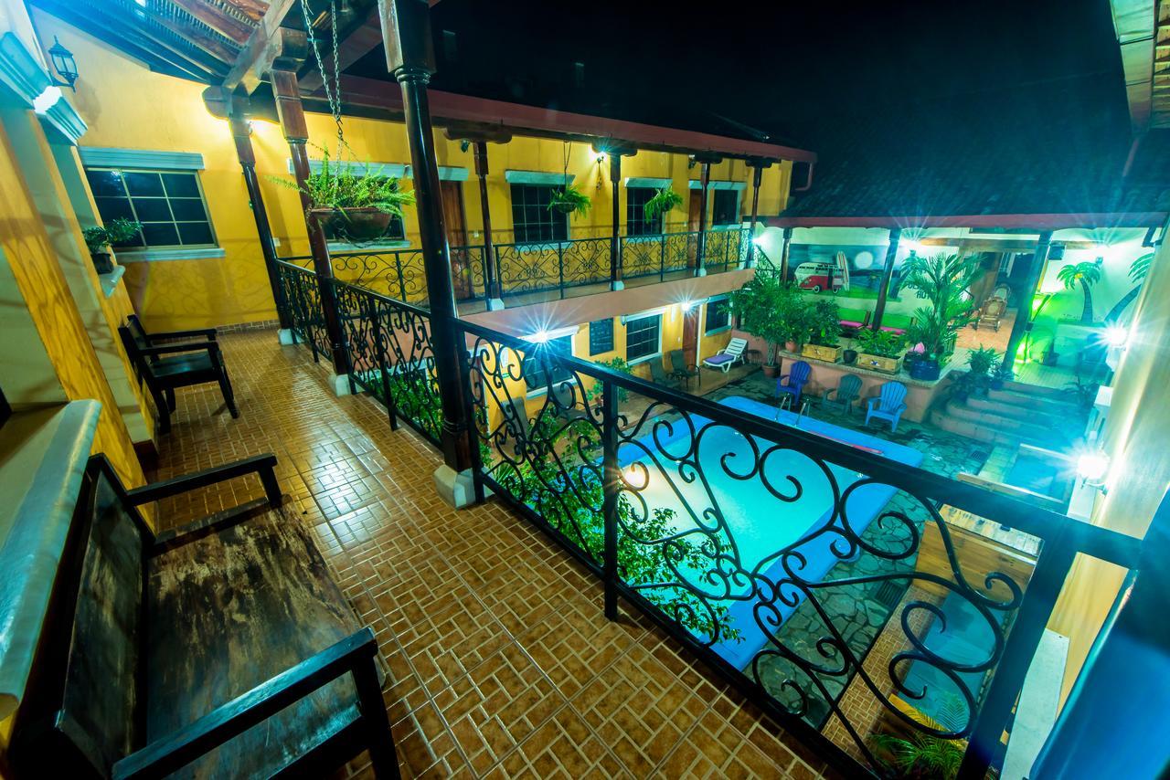 Fullmoon Hotel Гранада Екстериор снимка