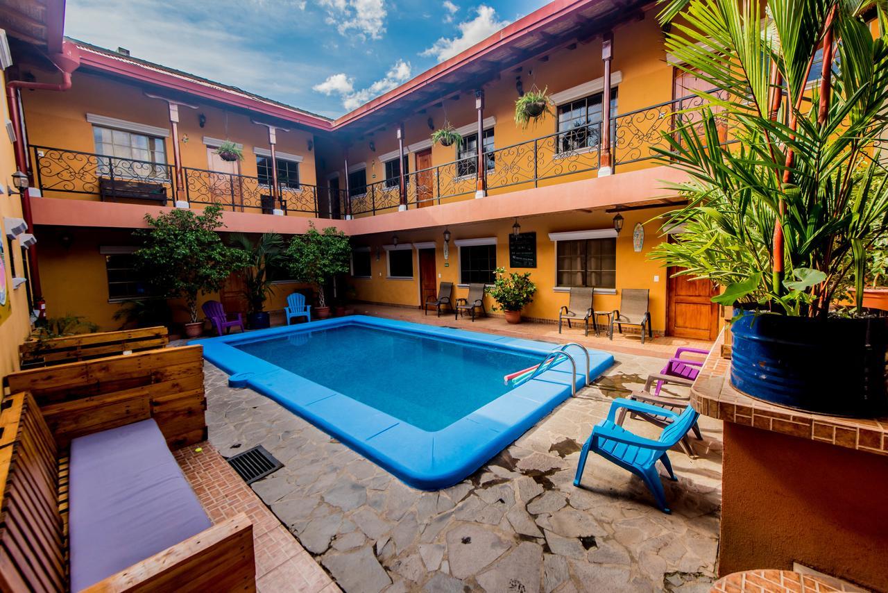 Fullmoon Hotel Гранада Екстериор снимка