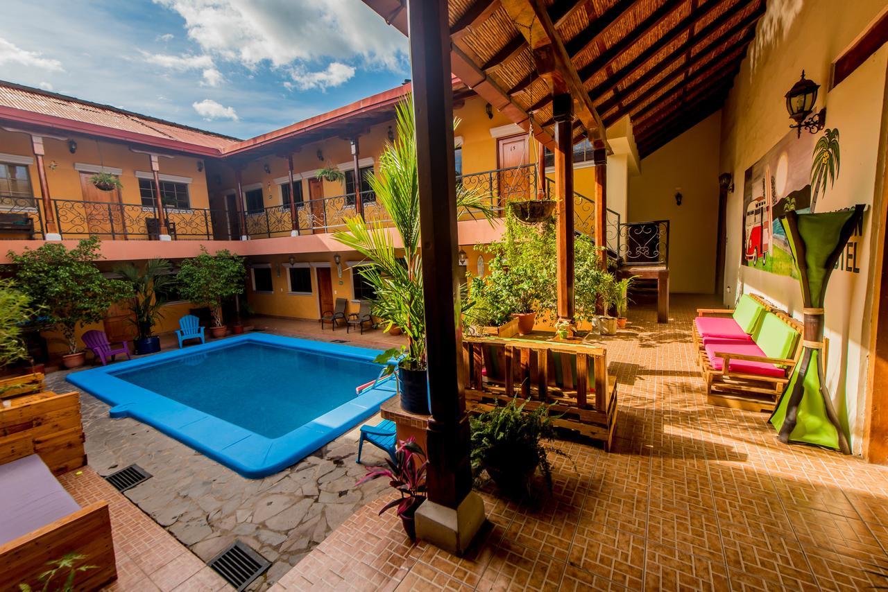 Fullmoon Hotel Гранада Екстериор снимка