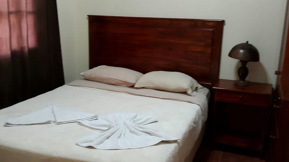 Fullmoon Hotel Гранада Екстериор снимка